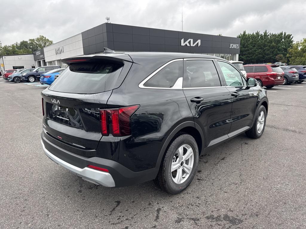 new 2025 Kia Sorento car, priced at $32,695