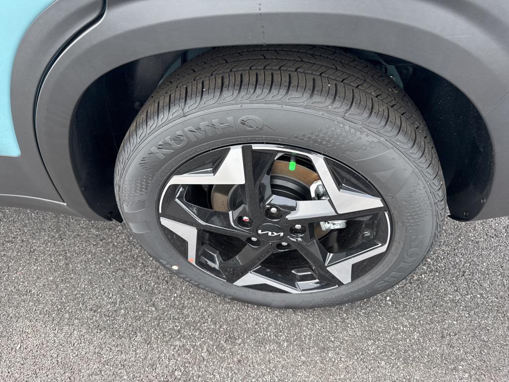 new 2026 Kia Seltos car, priced at $28,872