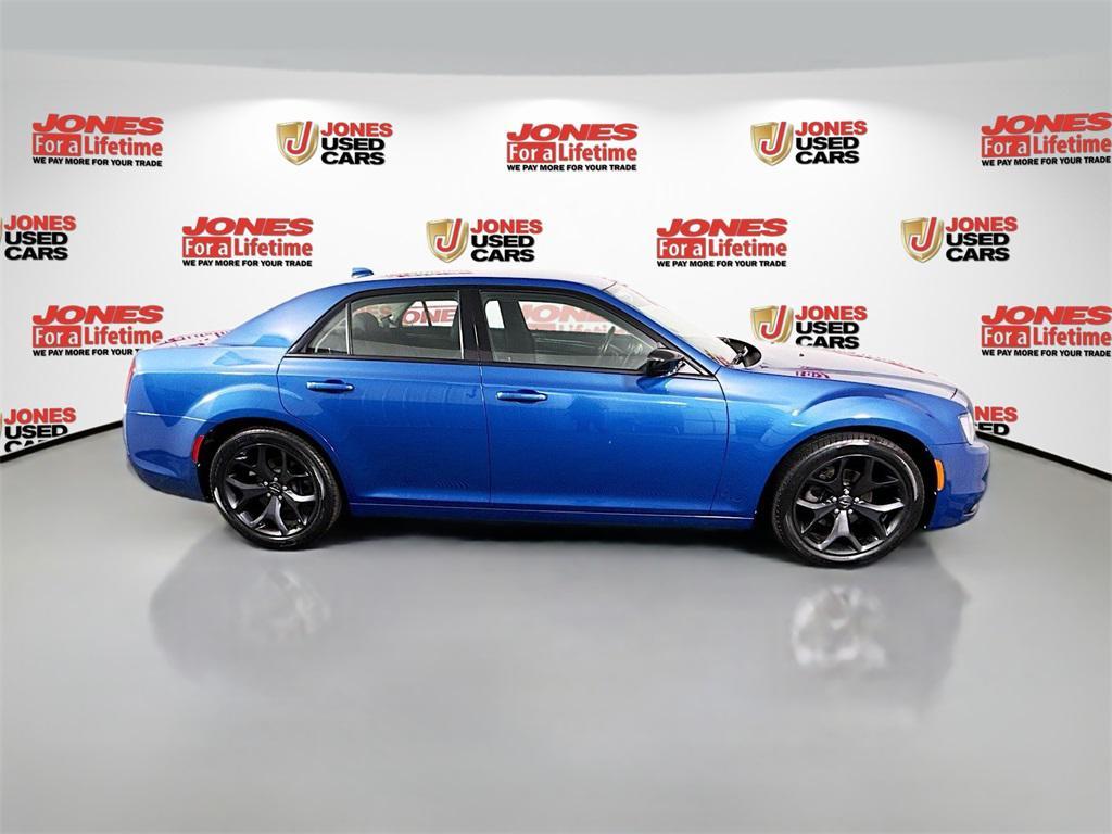 used 2021 Chrysler 300 car, priced at $25,998