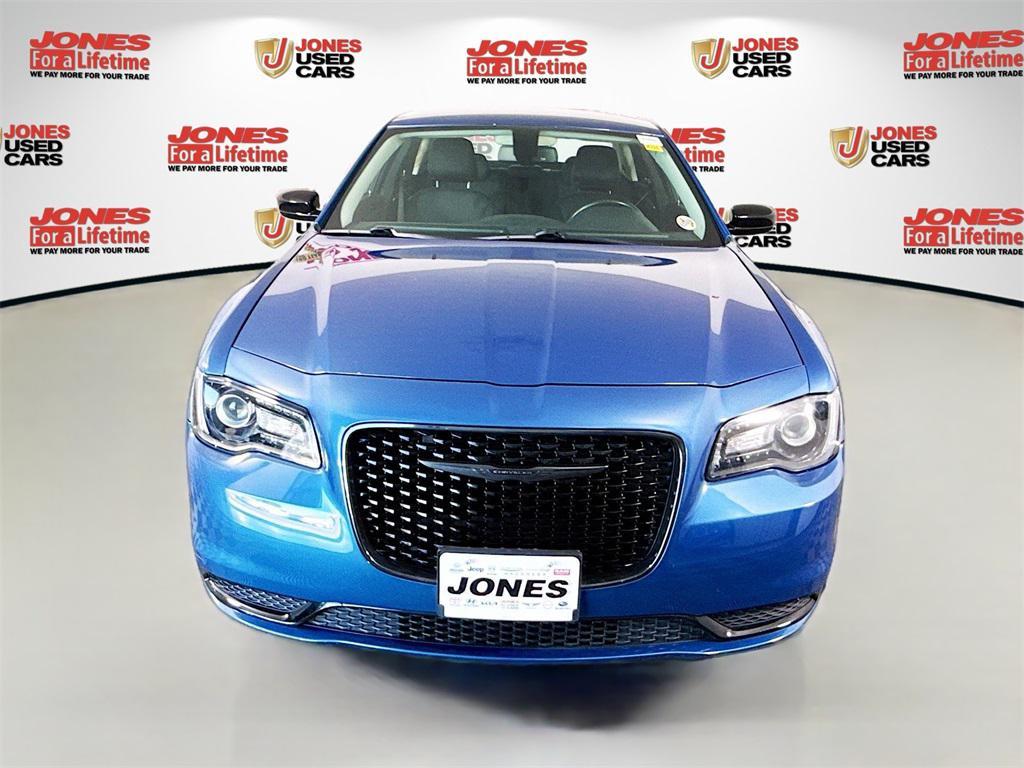 used 2021 Chrysler 300 car, priced at $25,998
