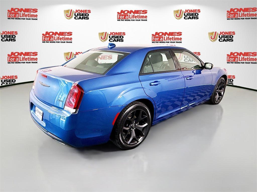 used 2021 Chrysler 300 car, priced at $25,998