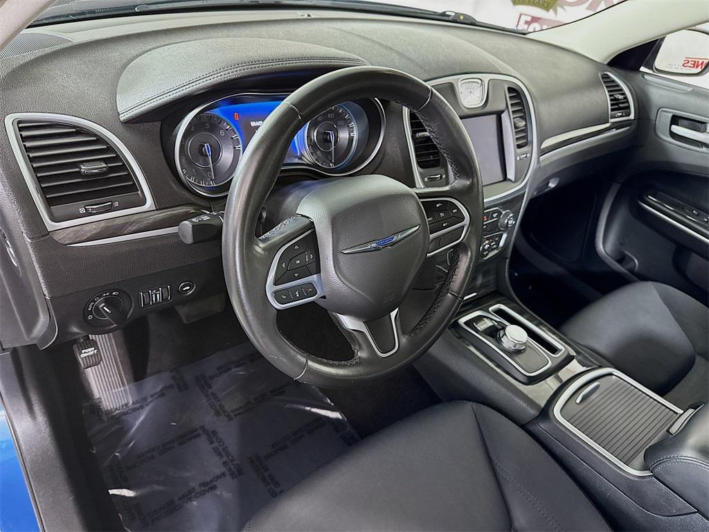 used 2021 Chrysler 300 car, priced at $25,998