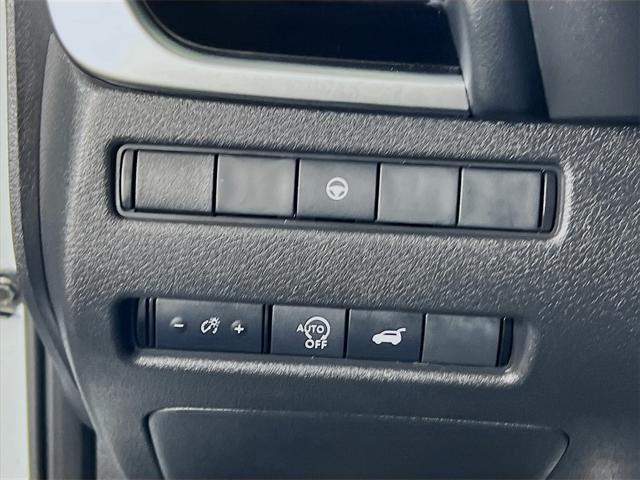used 2024 Nissan Rogue car, priced at $32,998