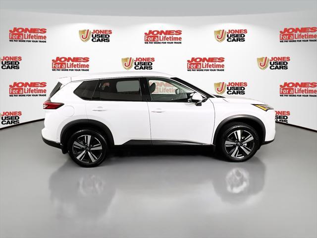 used 2024 Nissan Rogue car, priced at $32,998