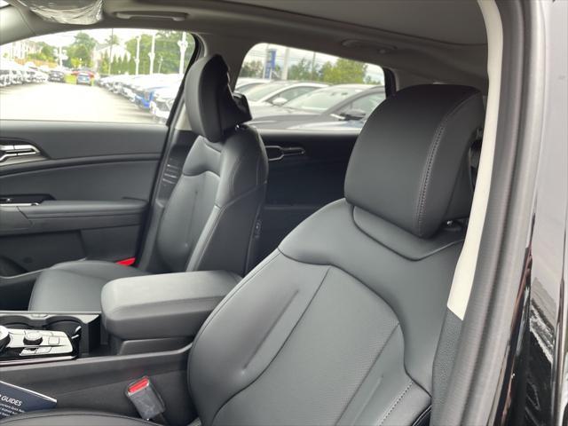 new 2025 Kia Sportage Hybrid car, priced at $33,947