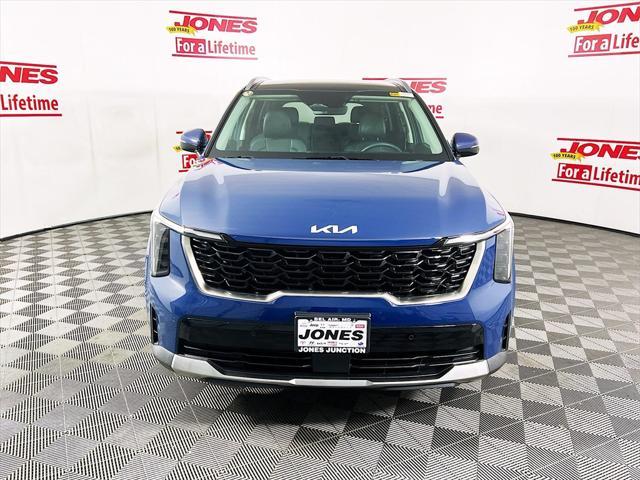 used 2024 Kia Sorento car, priced at $35,998