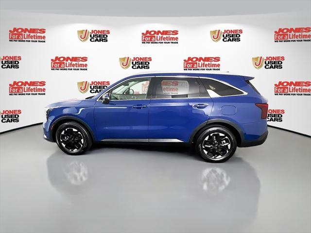 used 2024 Kia Sorento car, priced at $32,998