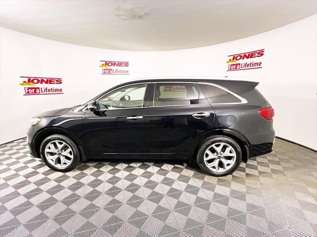 used 2020 Kia Sorento car, priced at $22,998