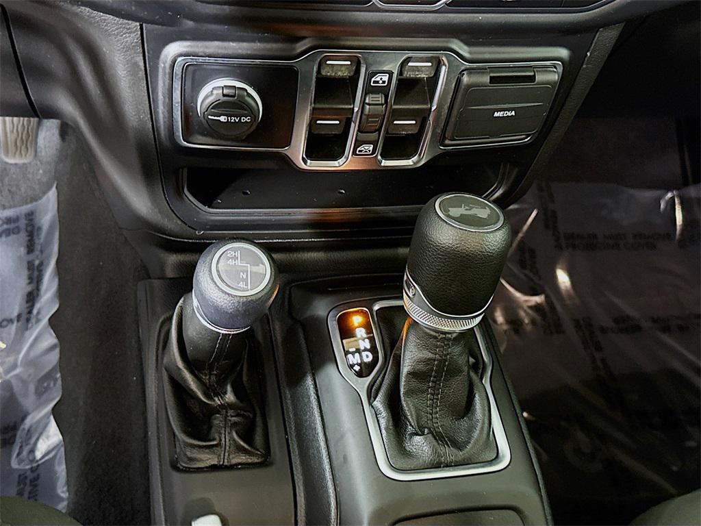 used 2022 Jeep Wrangler Unlimited car, priced at $32,998