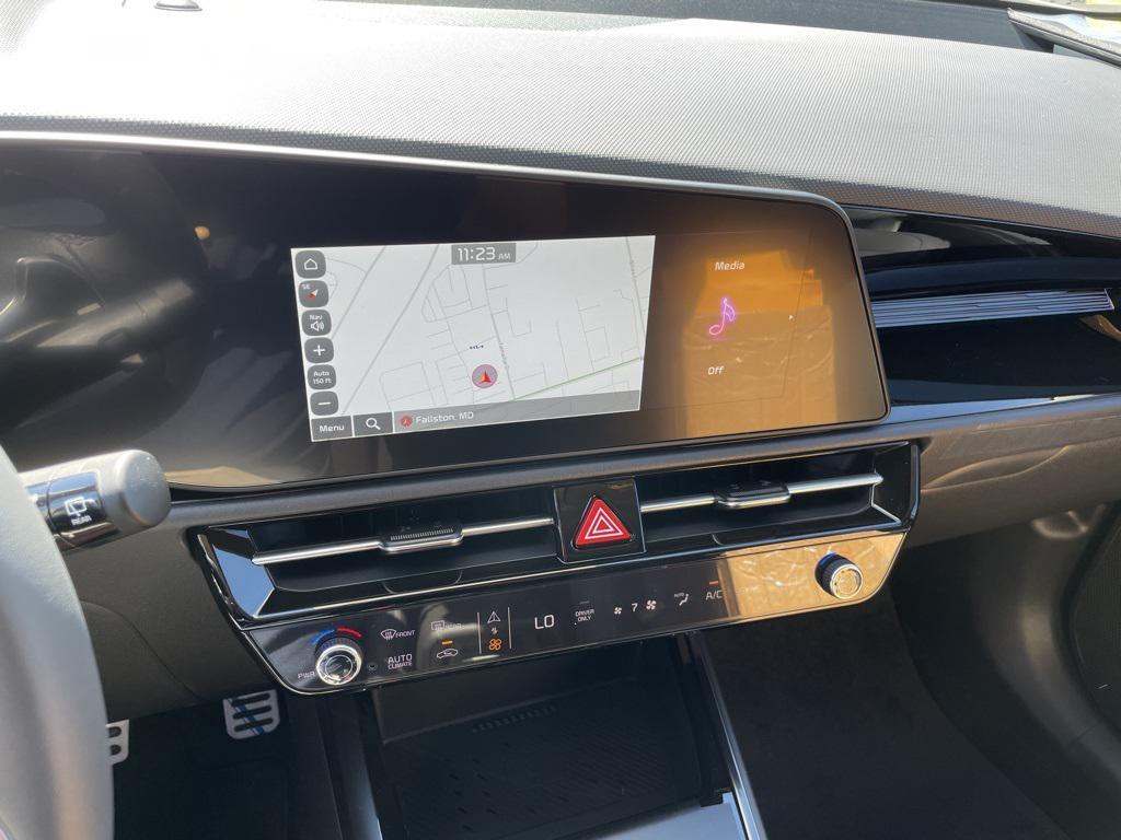 new 2025 Kia Niro car, priced at $30,998