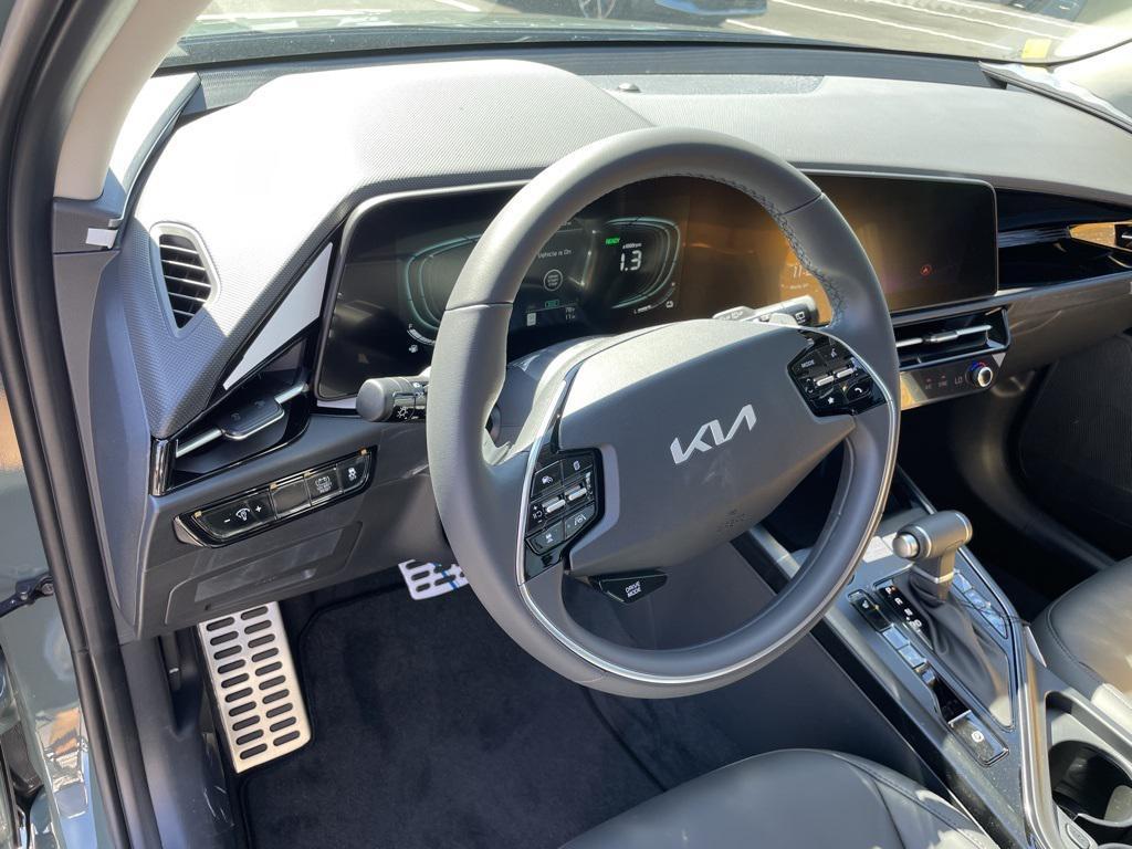 new 2025 Kia Niro car, priced at $30,998