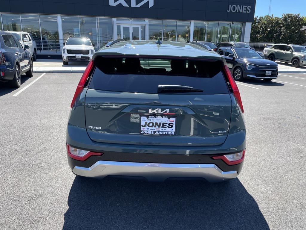 new 2025 Kia Niro car, priced at $30,998