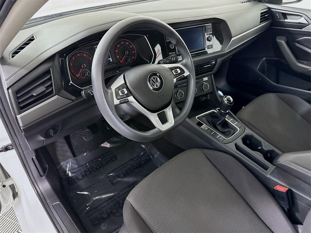 used 2019 Volkswagen Jetta car
