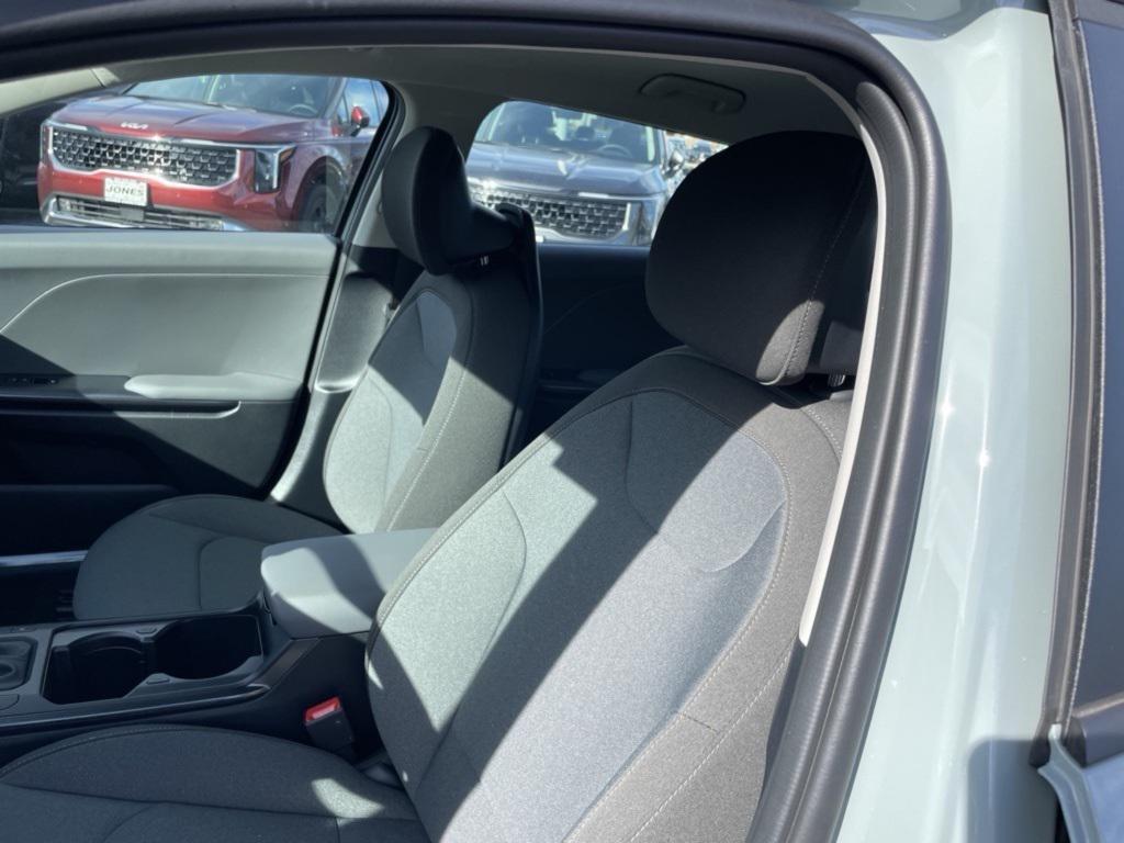 new 2025 Kia K4 car, priced at $23,216