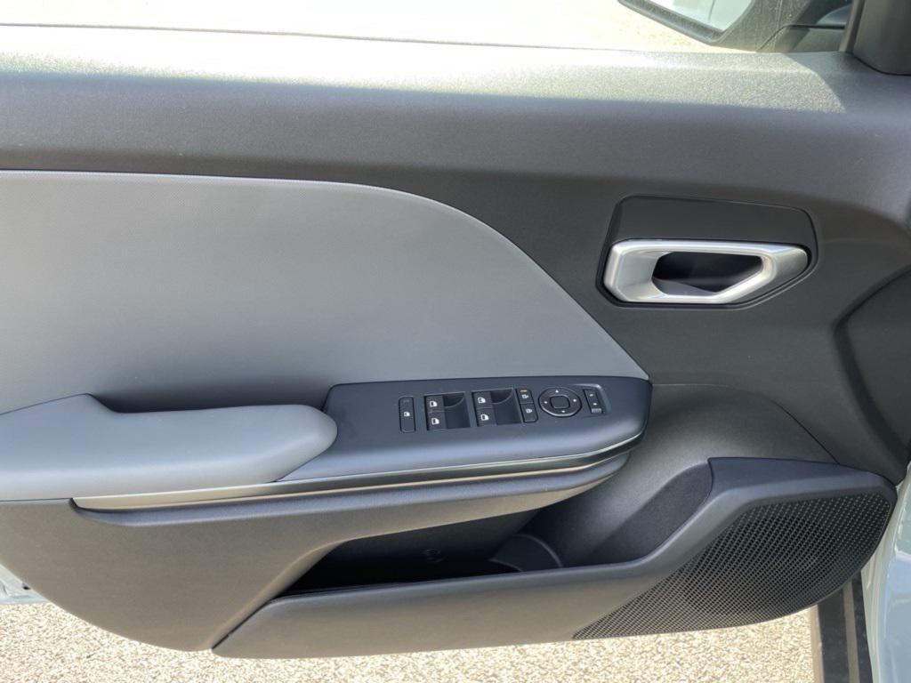 new 2025 Kia K4 car, priced at $23,216