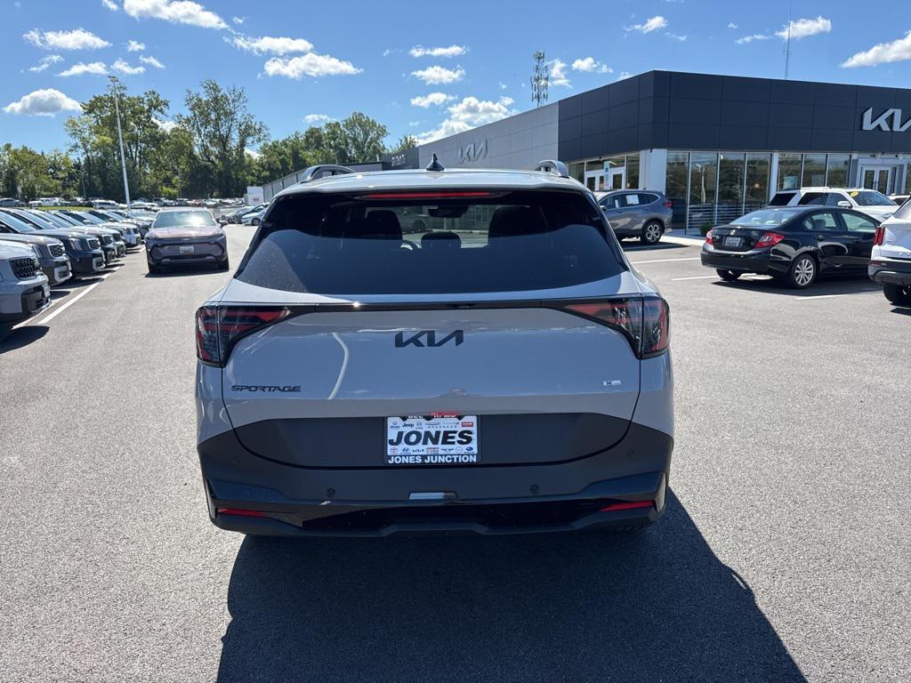 new 2026 Kia Sportage Hybrid car, priced at $35,895