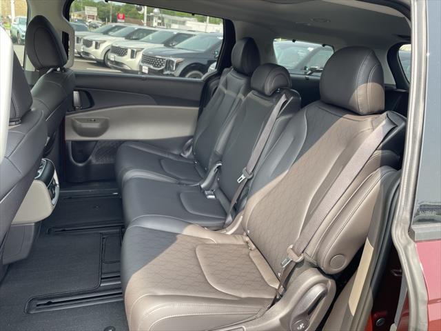 new 2025 Kia Carnival Hybrid car, priced at $46,998