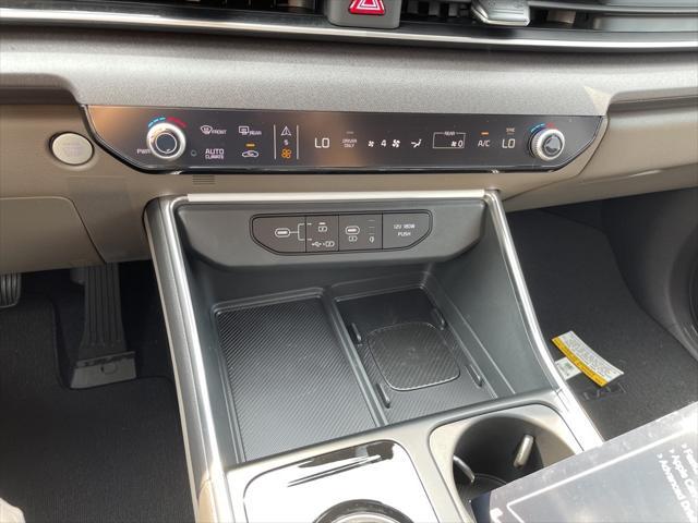 new 2025 Kia Carnival Hybrid car, priced at $46,998