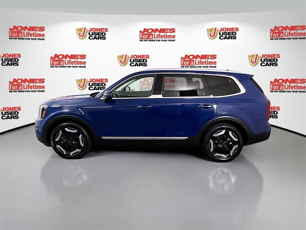 used 2023 Kia Telluride car, priced at $33,047