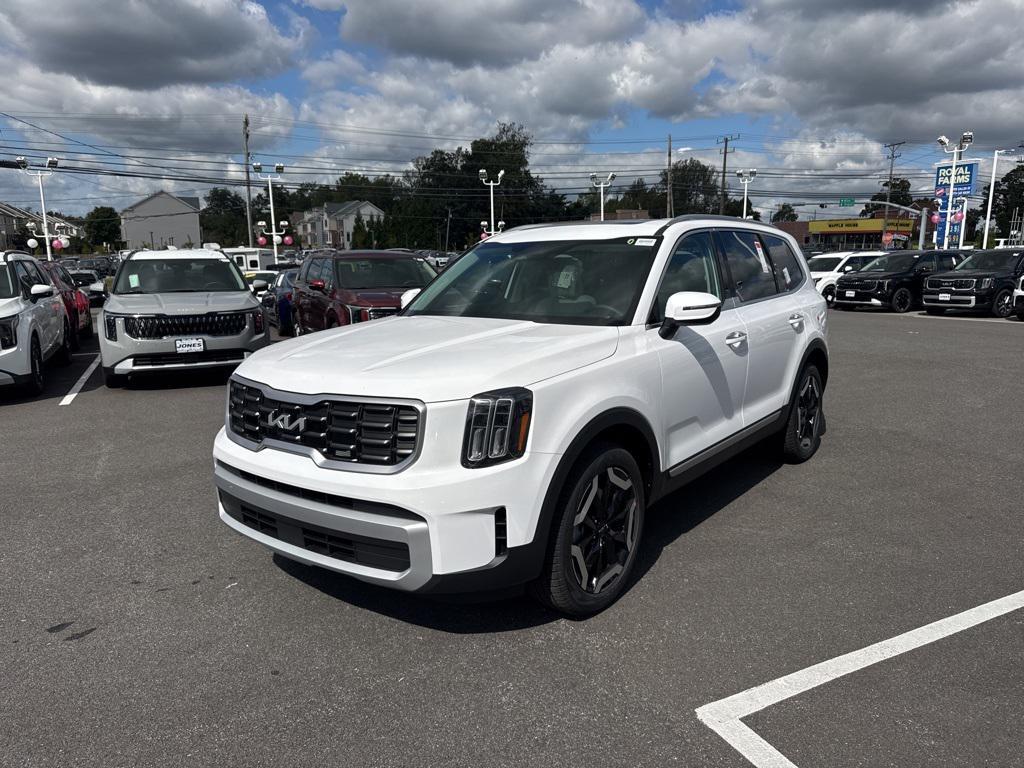 new 2025 Kia Telluride car, priced at $41,628