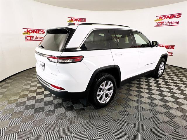 used 2022 Jeep Grand Cherokee car, priced at $33,464