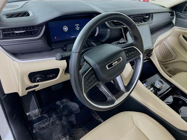 used 2022 Jeep Grand Cherokee car, priced at $32,998
