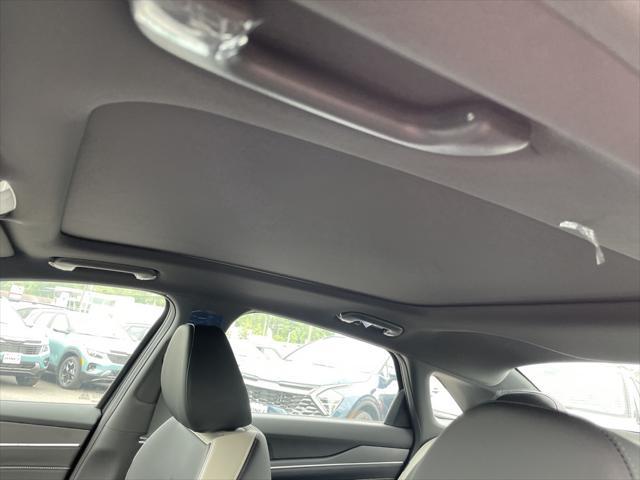 new 2025 Kia K5 car, priced at $31,585
