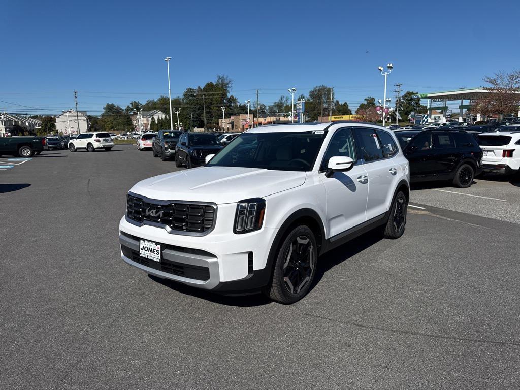 new 2025 Kia Telluride car, priced at $41,526