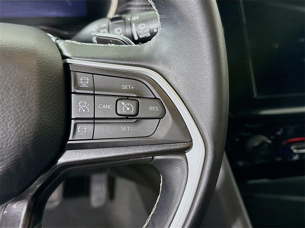 used 2022 Jeep Grand Cherokee L car, priced at $29,998