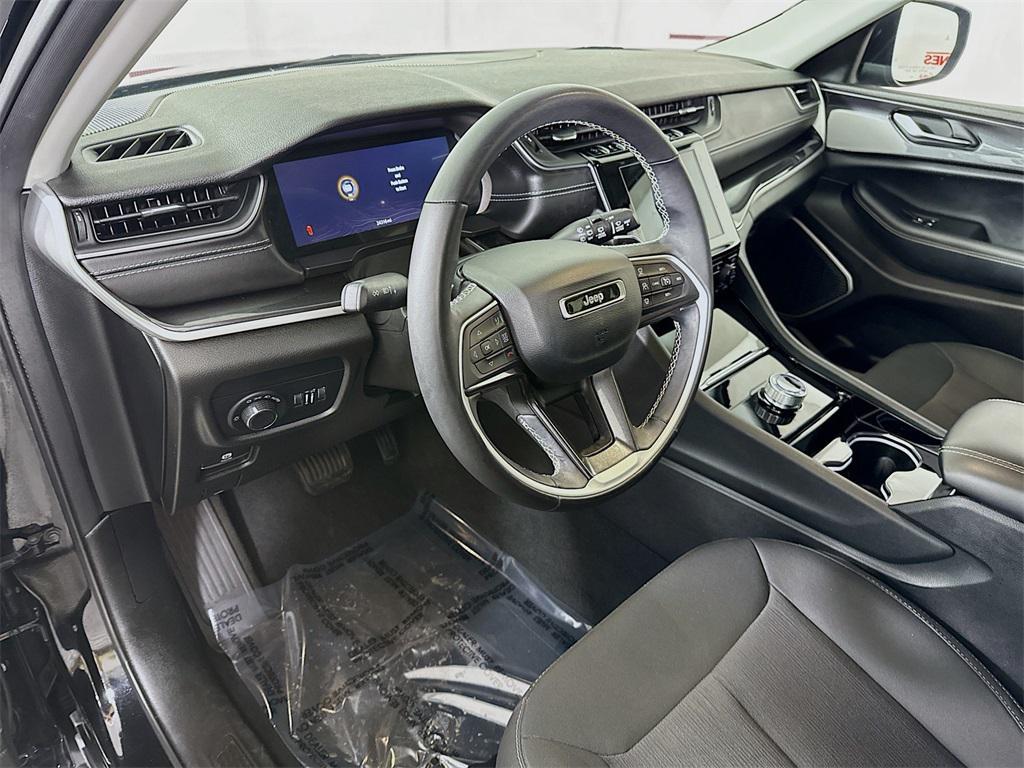 used 2022 Jeep Grand Cherokee L car, priced at $29,998