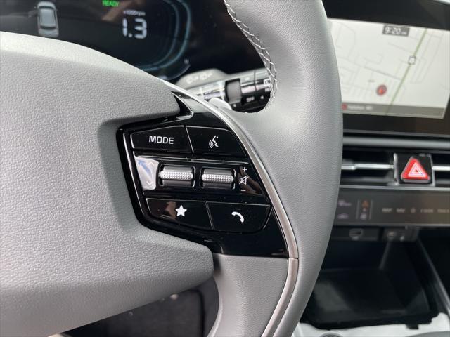 new 2025 Kia Niro car, priced at $30,959
