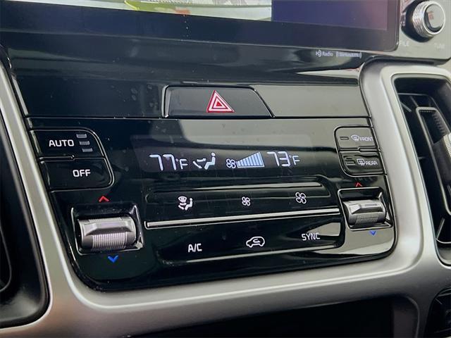 used 2022 Kia Sorento car, priced at $29,998