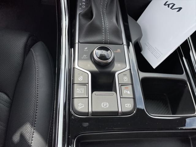 new 2025 Kia Sorento car, priced at $44,909