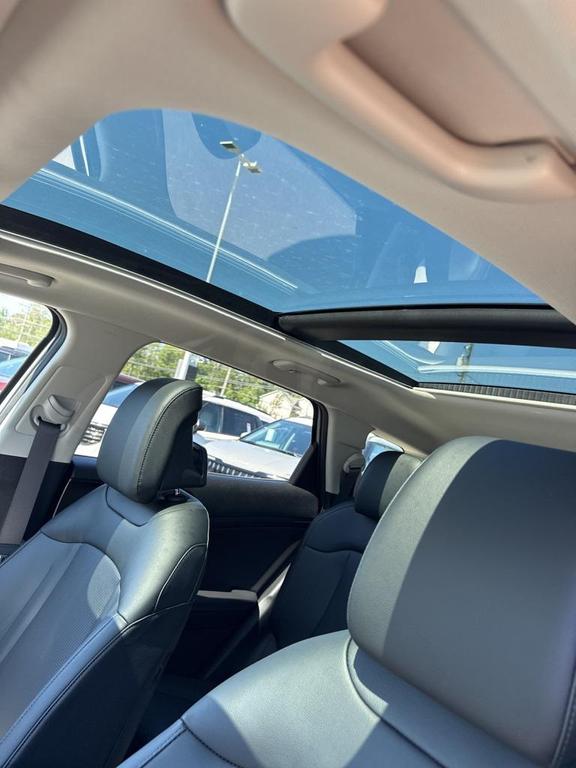 new 2026 Kia Sportage car, priced at $32,639