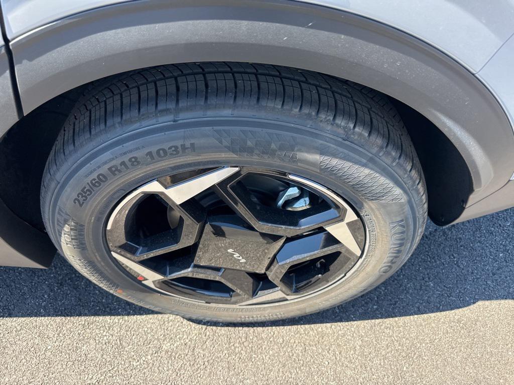 new 2026 Kia Sportage car, priced at $32,639