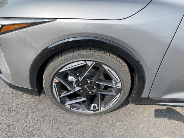 new 2025 Kia K4 car, priced at $25,726