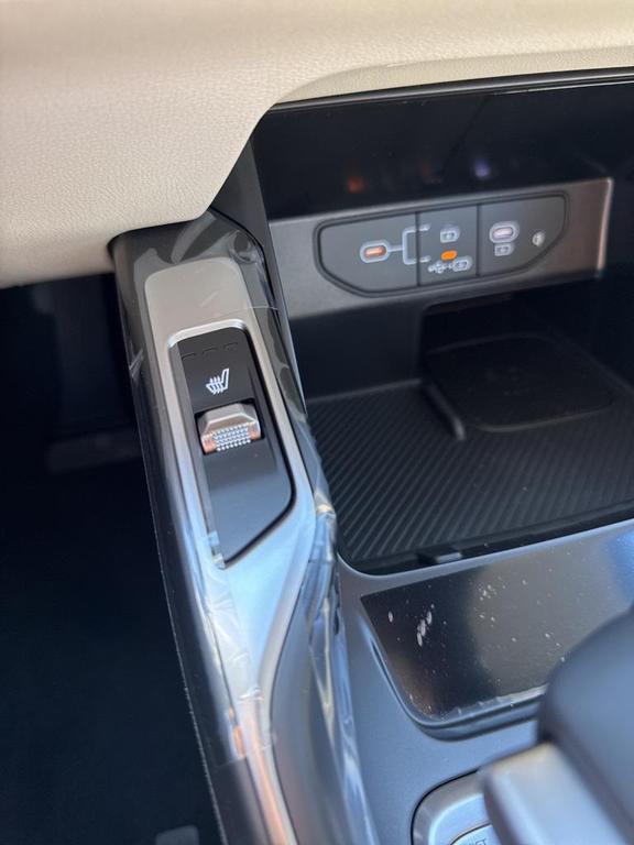 new 2025 Kia Sorento car, priced at $36,214