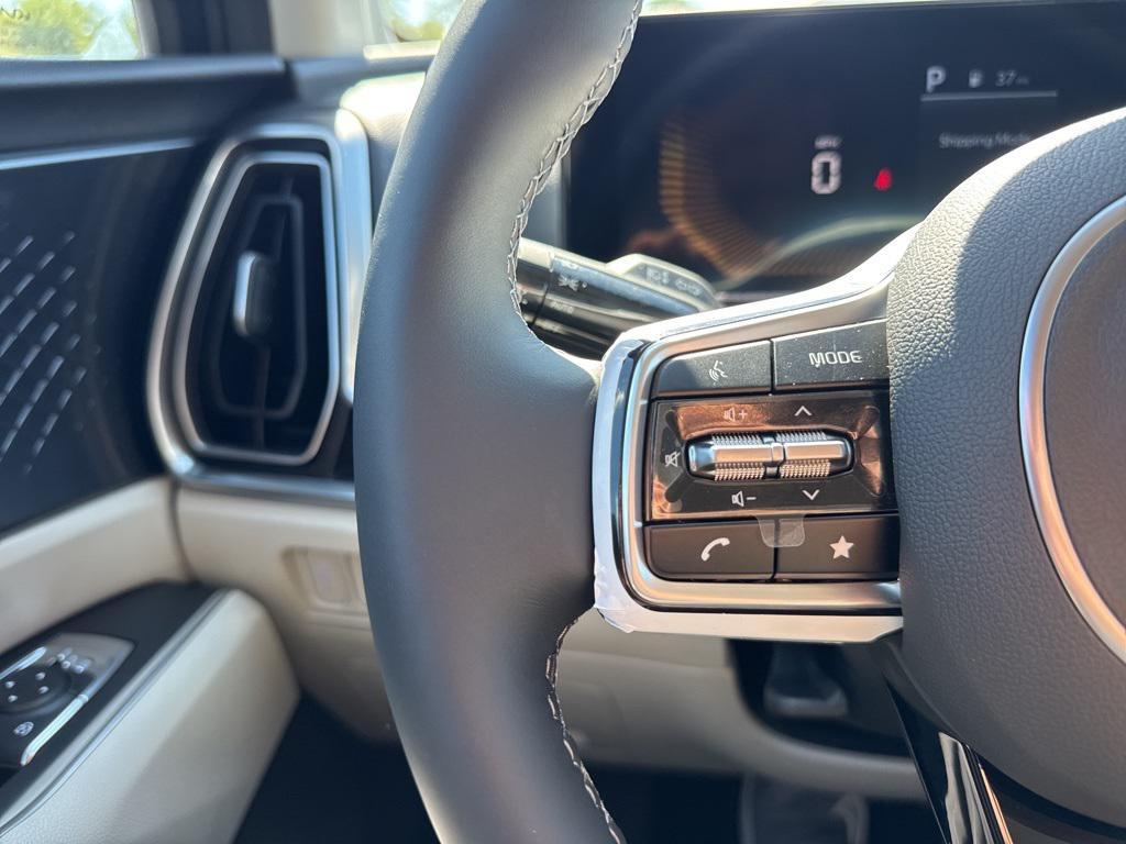 new 2025 Kia Sorento car, priced at $36,214