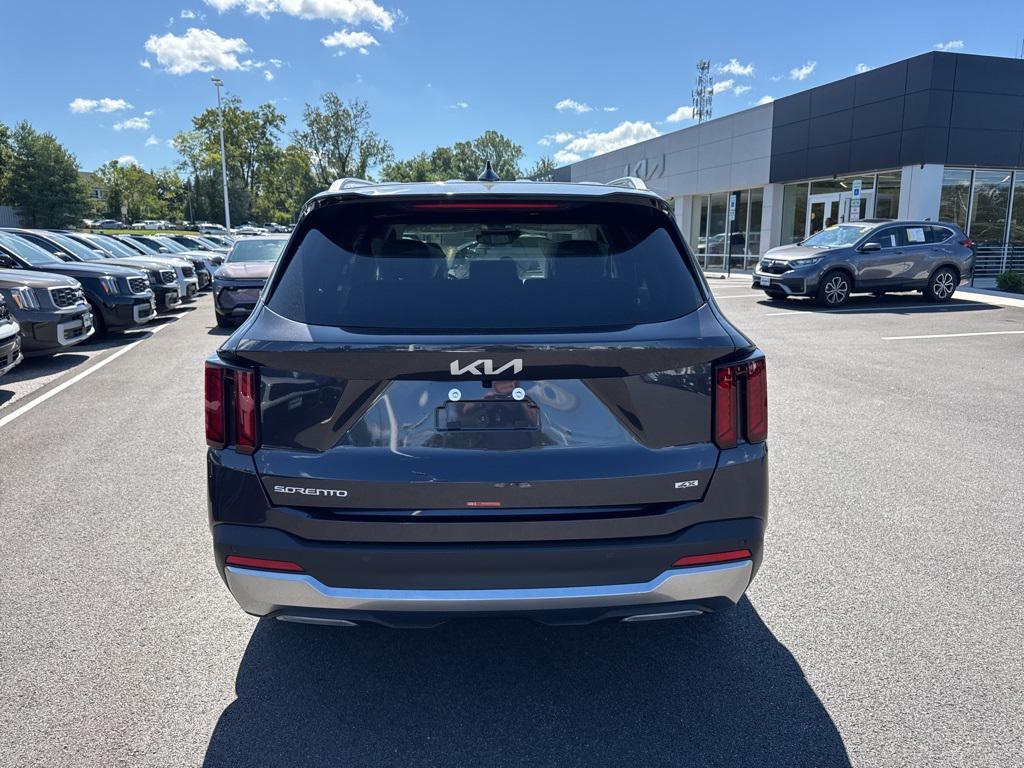 new 2025 Kia Sorento car, priced at $36,214