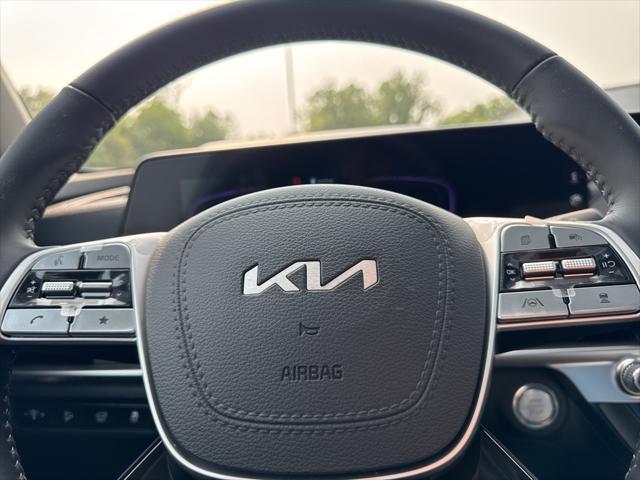 new 2025 Kia Telluride car, priced at $39,915