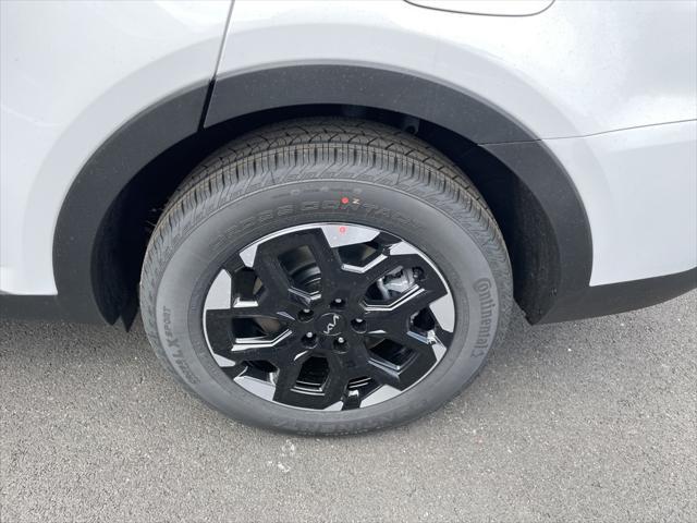 new 2025 Kia Sorento car, priced at $35,568