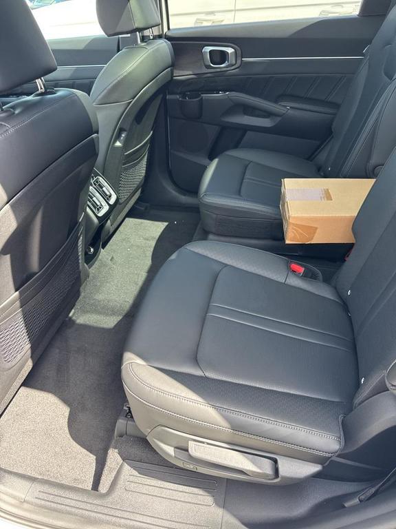 new 2025 Kia Sorento car, priced at $40,744