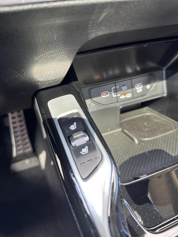 new 2025 Kia Sorento car, priced at $40,744