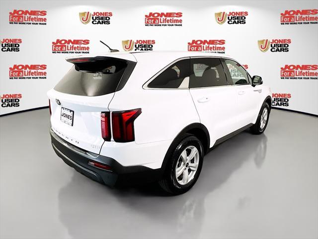 used 2021 Kia Sorento car, priced at $21,998