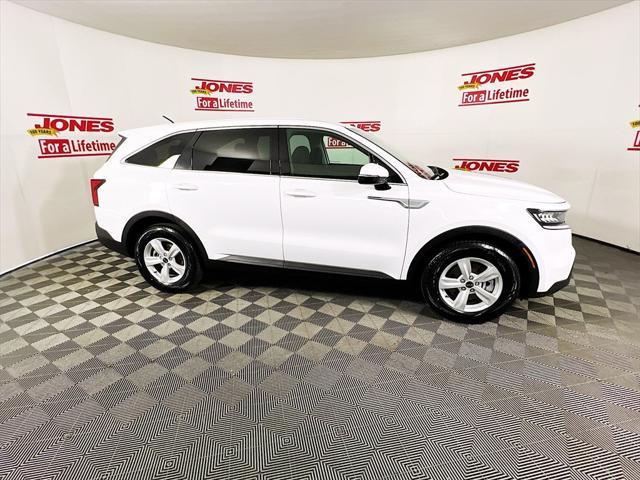 used 2021 Kia Sorento car, priced at $22,998
