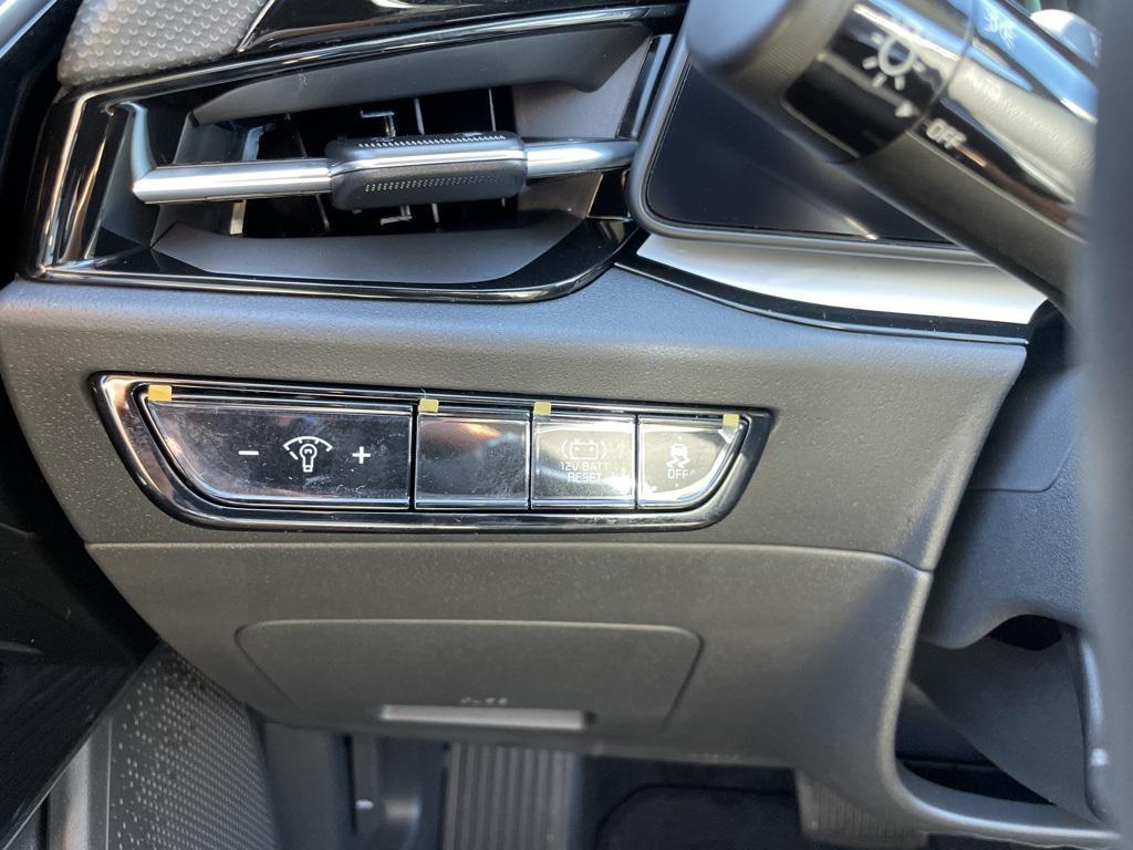 new 2025 Kia Niro car, priced at $28,998