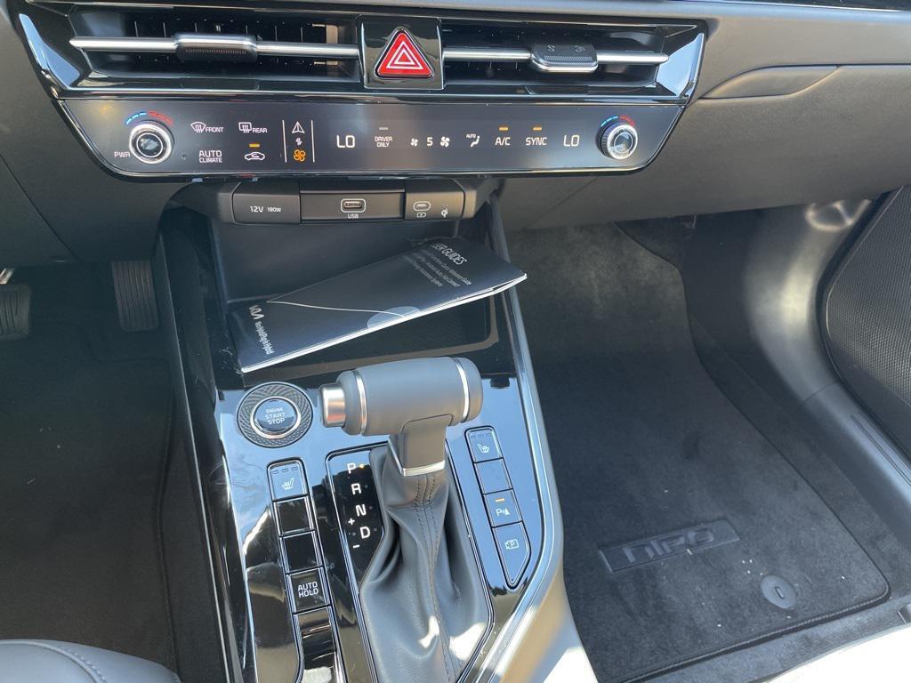 new 2025 Kia Niro car, priced at $28,998