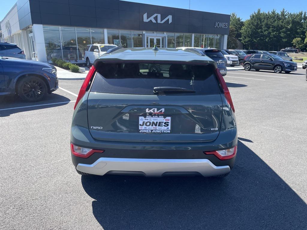 new 2025 Kia Niro car, priced at $28,998