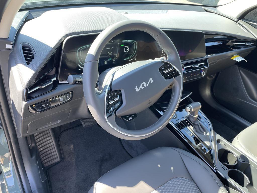 new 2025 Kia Niro car, priced at $28,998