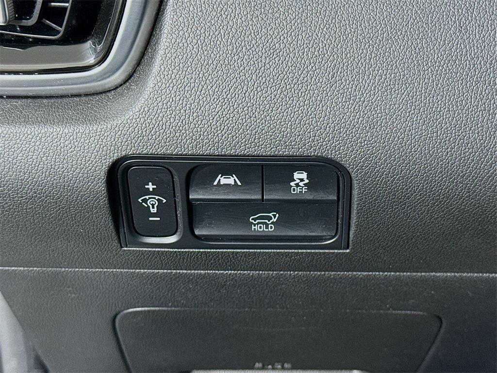 used 2023 Kia Sorento car, priced at $32,998